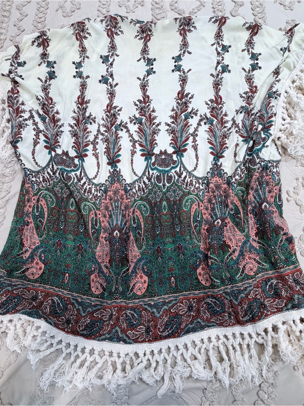 Umgee Green and Cream Paisley Fringe Kimono - Picture 4 of 8